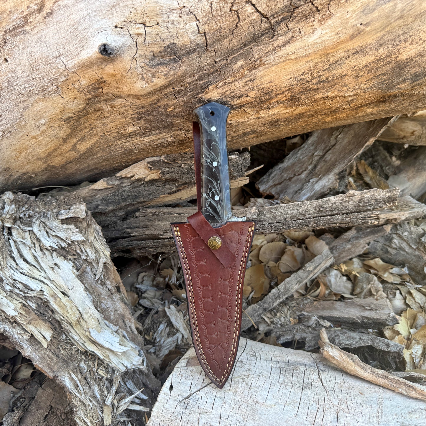 The Revenant Hand-Forged Damascus Dagger with Sculpted Resin Handle
