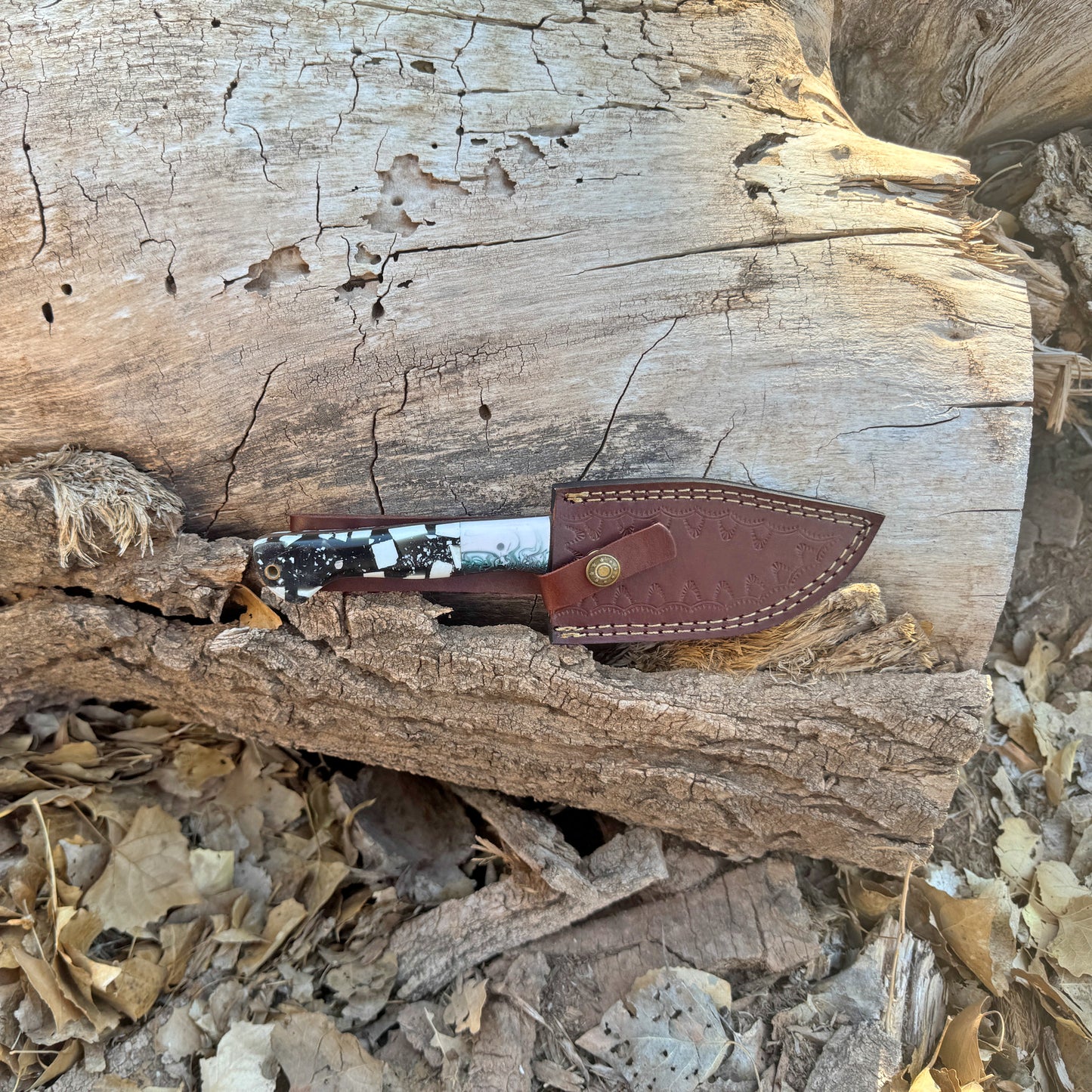 The Feather Fang Custom Feather Damascus Tanto with Resin Art Handle