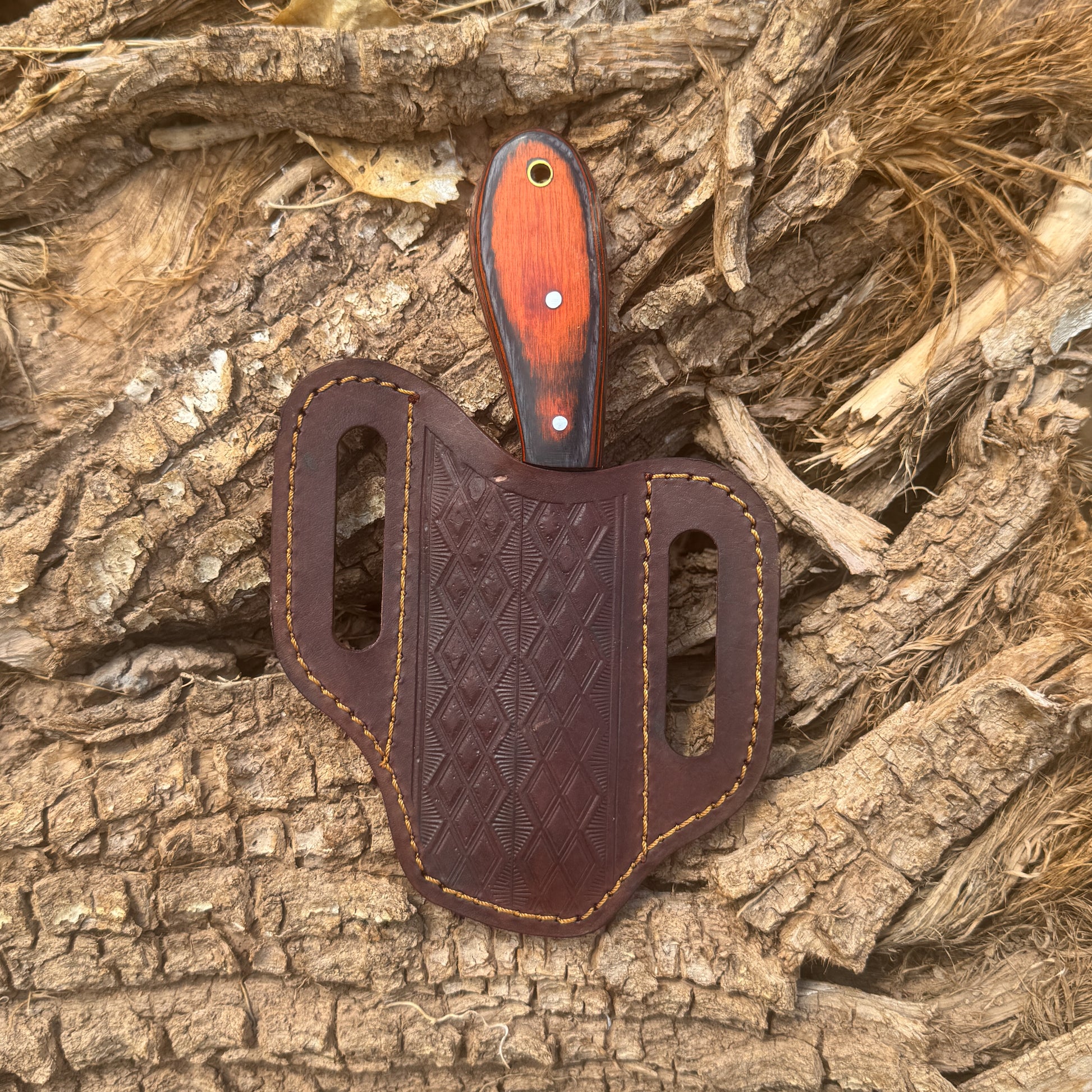 “Fixed-blade skinner knife with contoured handle”

“Outdoor skinner knife with curved blade”

“High-carbon steel skinner knife displayed on leather sheath”

“Skinning knife with ergonomic handle for field use”

“Hunting skinner knife with curved cutting edge”

“Fixed-blade knife designed for skinning and field dressing”

“Outdoor skinner blade on hand-stitched leather sheath”

“Precision skinner knife for hunting and field tasks”

“Skinner knife with hardwood handle and full tang construction”