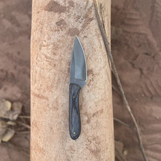 The Sentinel EDC Knife with Hand-Tooled Leather Pancake Sheath