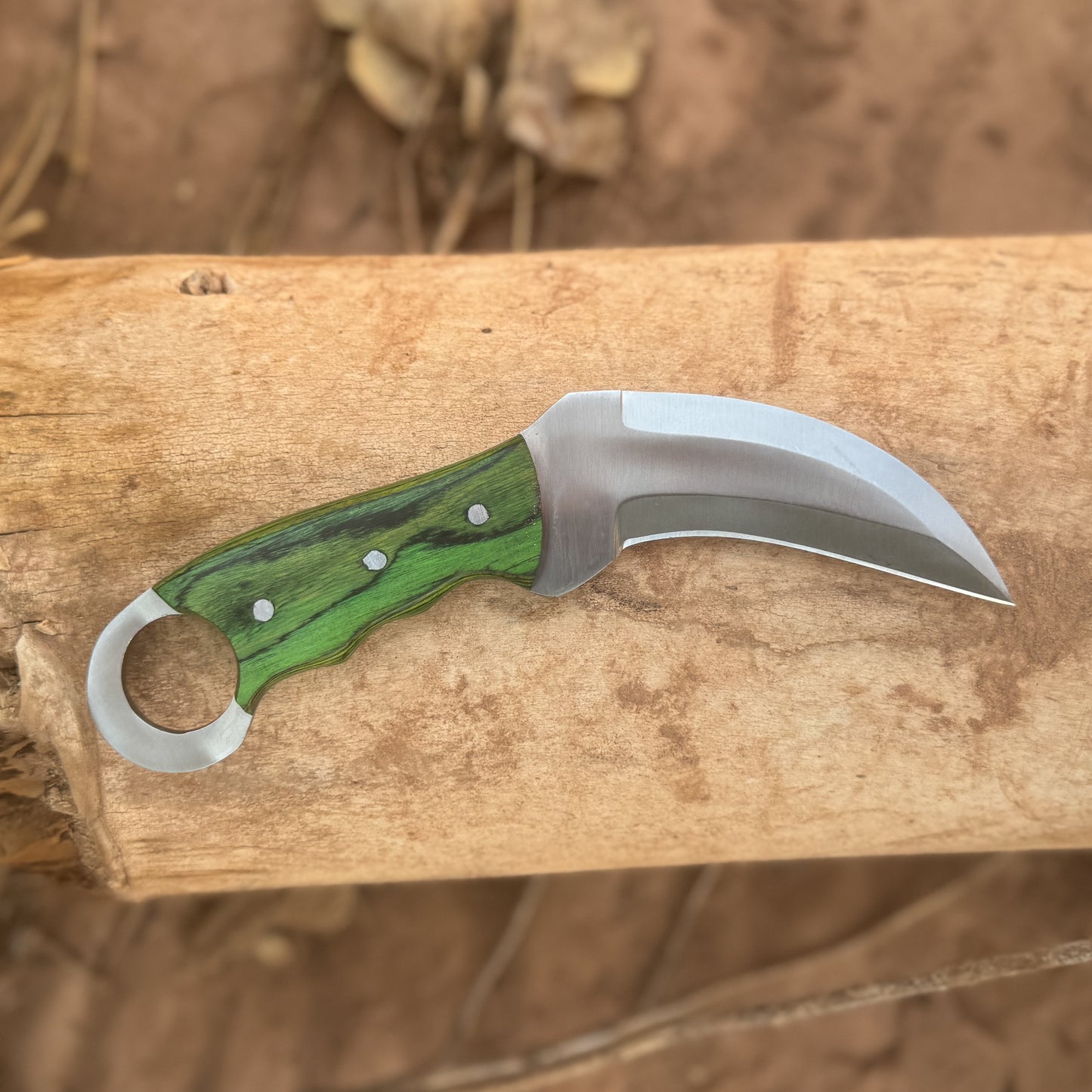 Venomstrike Karambit Series – Precision Ring-Handle EDC Knives