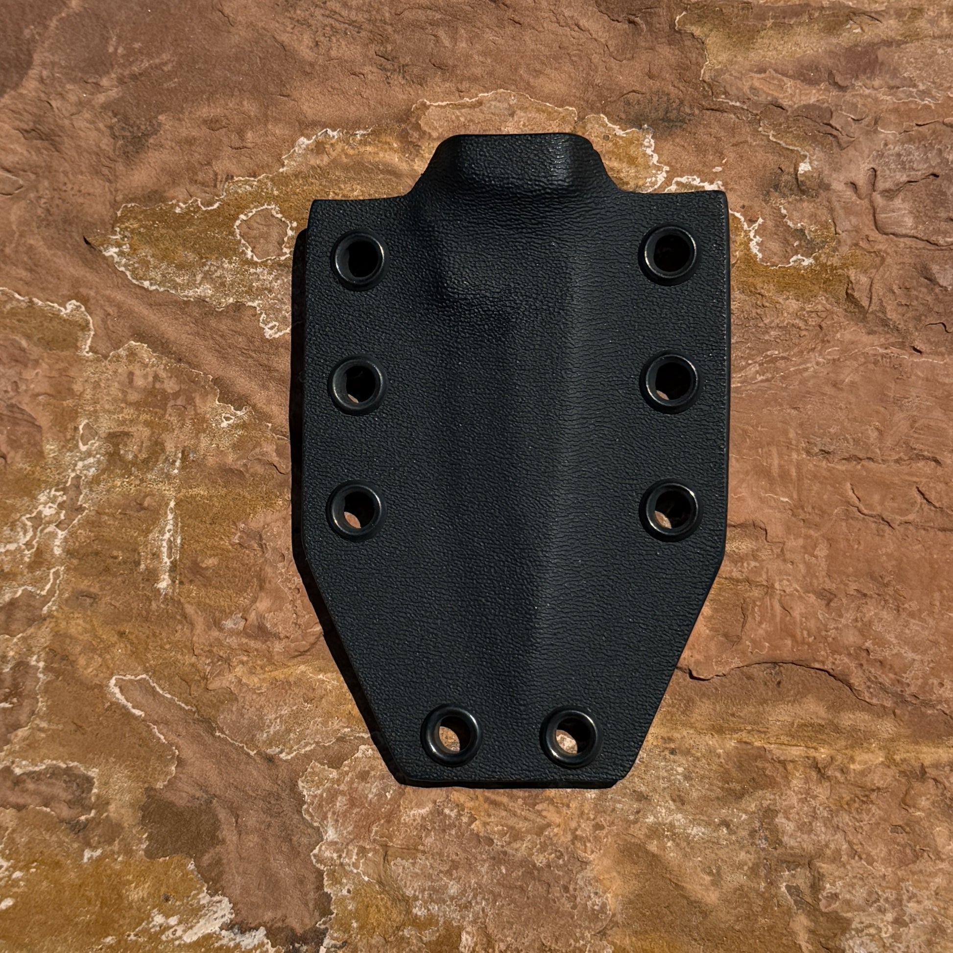 Blue Spade Forge Patriot Trail Hunter custom Kydex sheath with belt loops and FOMI clip for secure, versatile everyday carry.